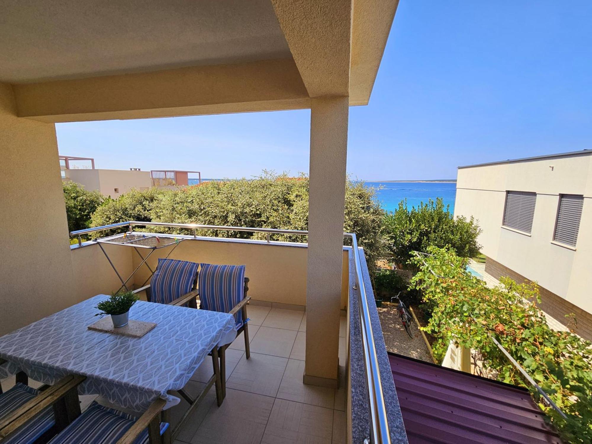 Apartments Cikac II - Modern Apartments By The Beach Mandre Kültér fotó